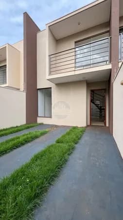 Sobrado em Dourados - Santa Fé