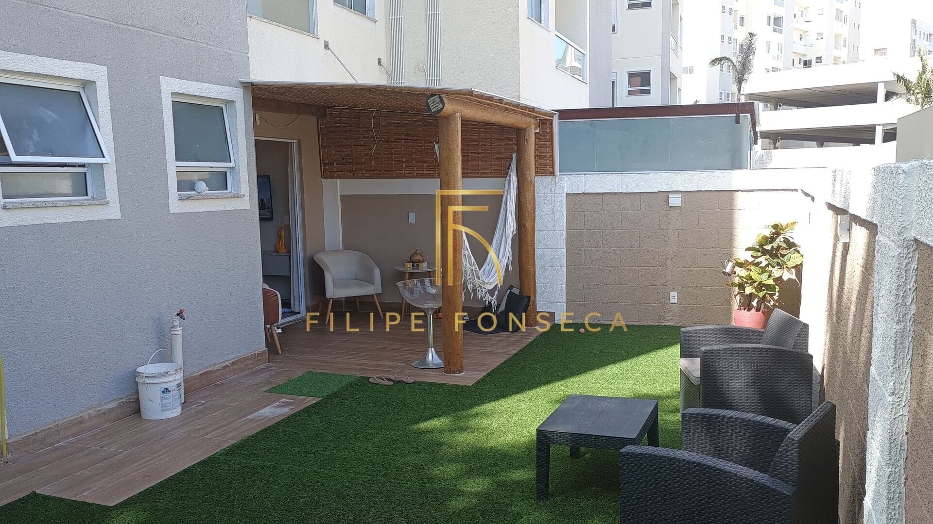 Apartamento em Lauro de Freitas - BURAQUINHO