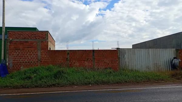 Lote/Terreno em Ponta Grossa - Cara Cara