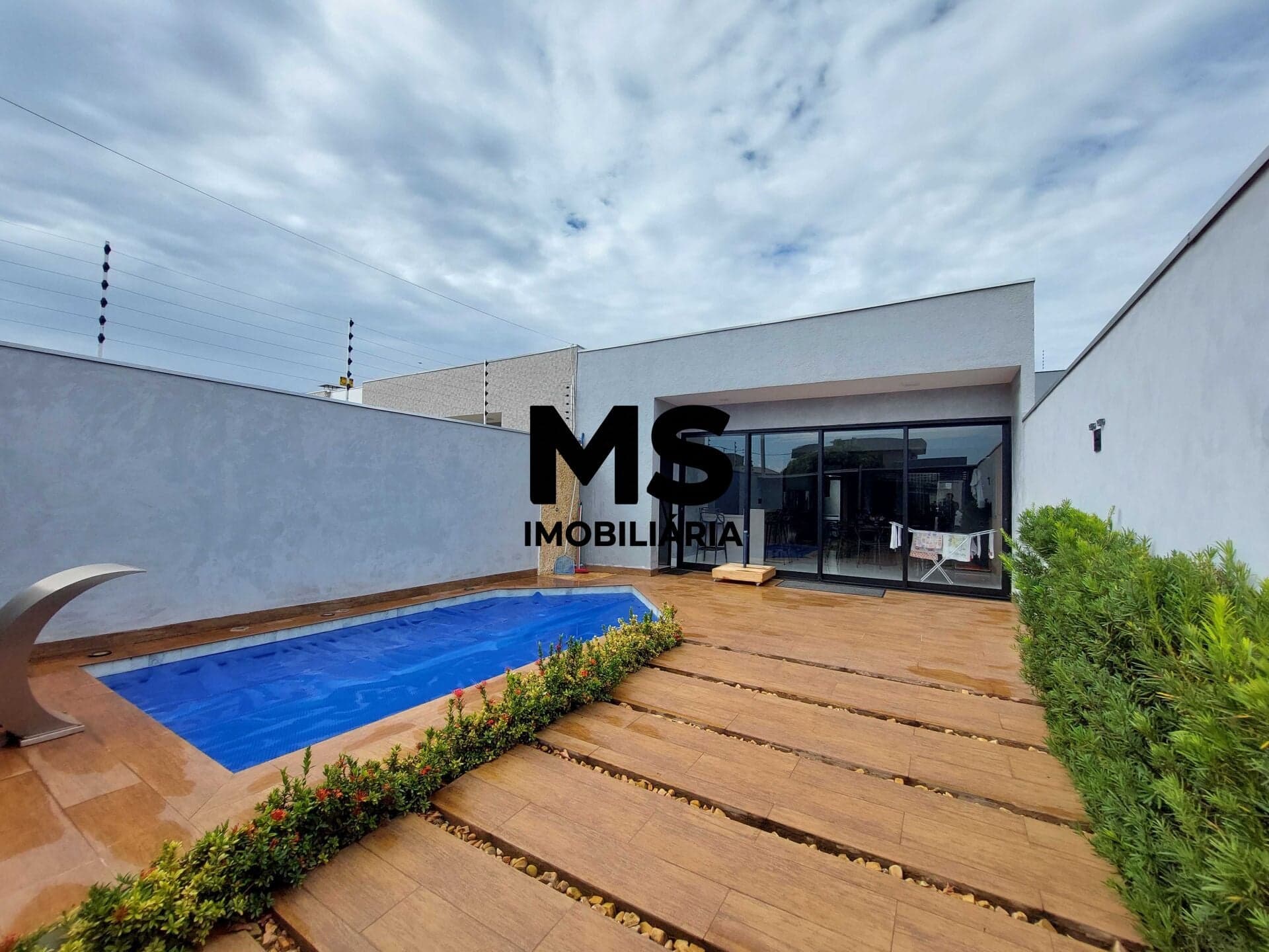 Casa à venda no Loteamento Grécia em Porto Rico PR