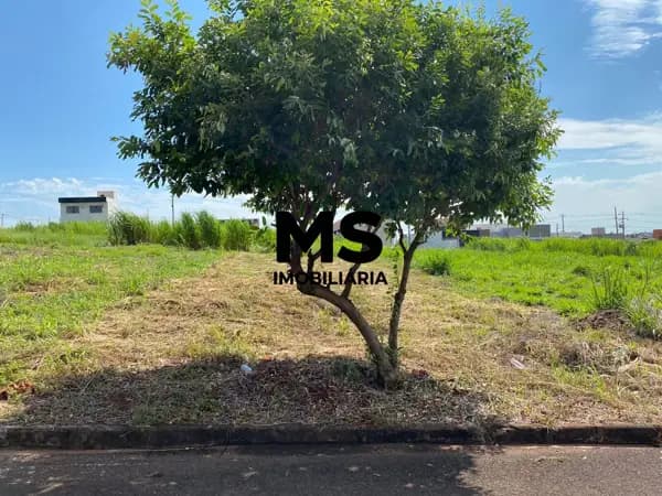 Terreno à venda no Loteamento Riviera