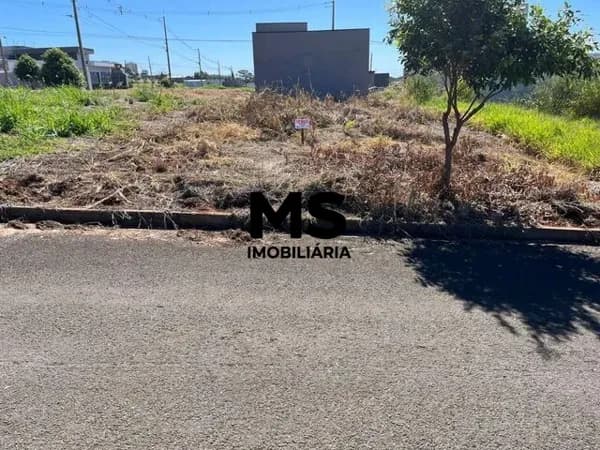 Terreno á Venda no Loteamento Riviera em Porto Rico PR