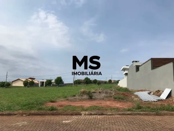Lote/Terreno em Porto Rico - Condomínio Oasis do Rio Paraná