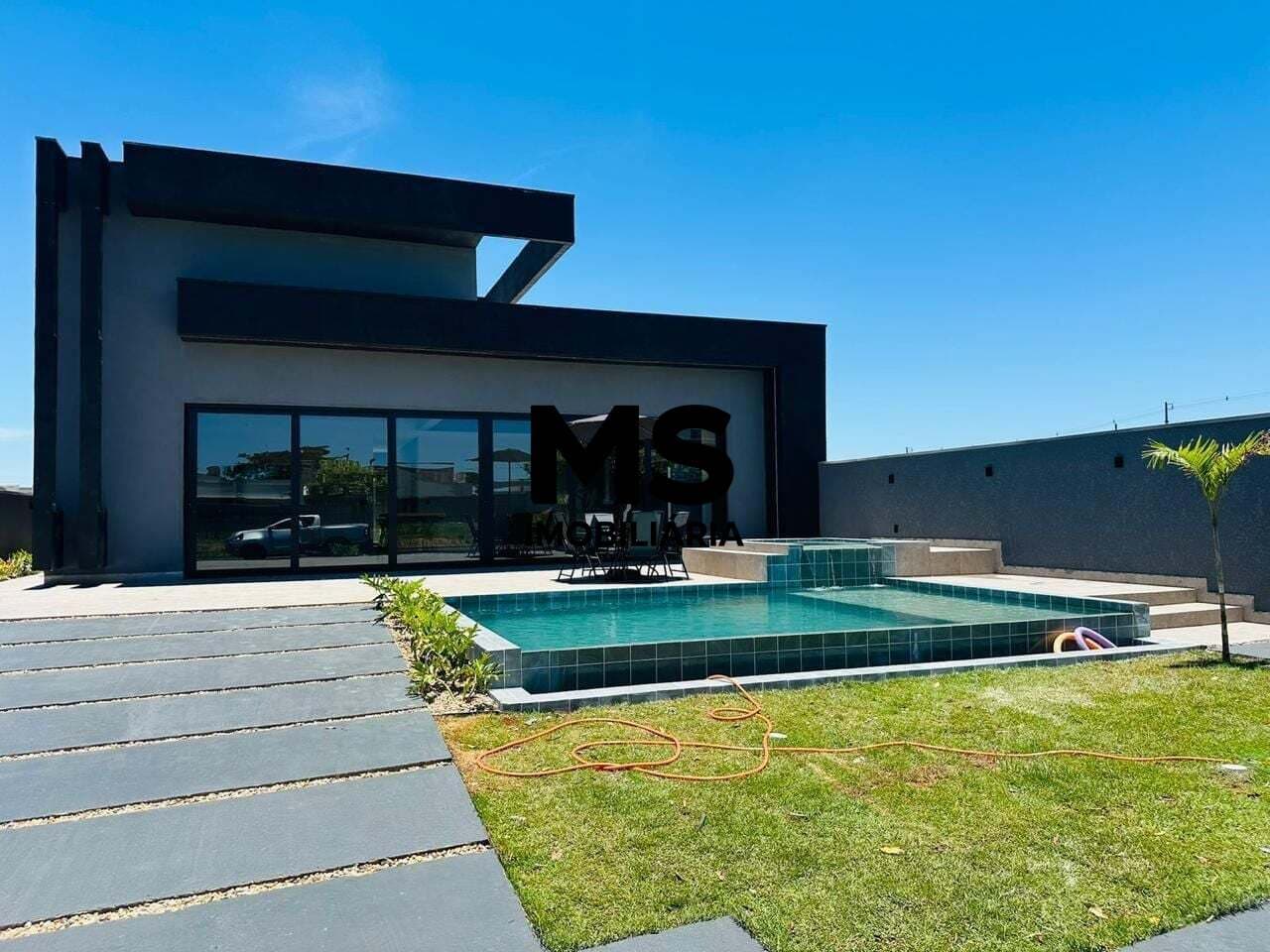 Casa para locação mensal no Condomínio Oásis do Rio Paraná-PR