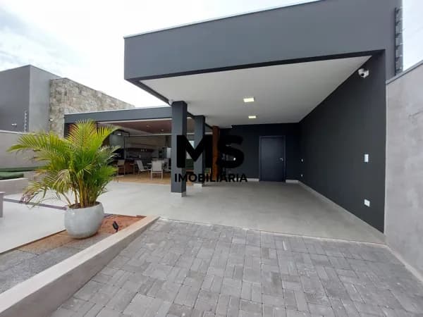 Casa à Venda no Loteamento Riviera em Porto Rico PR