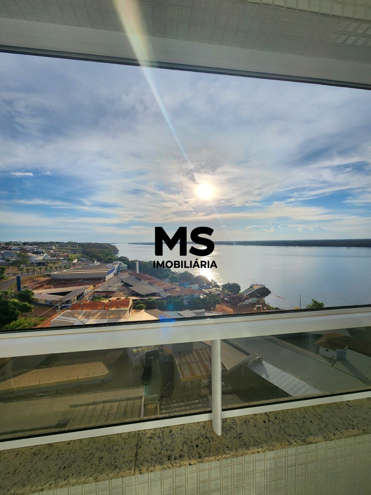 Apartamento à venda no Residencial Rio Paraná em Porto Rico PR