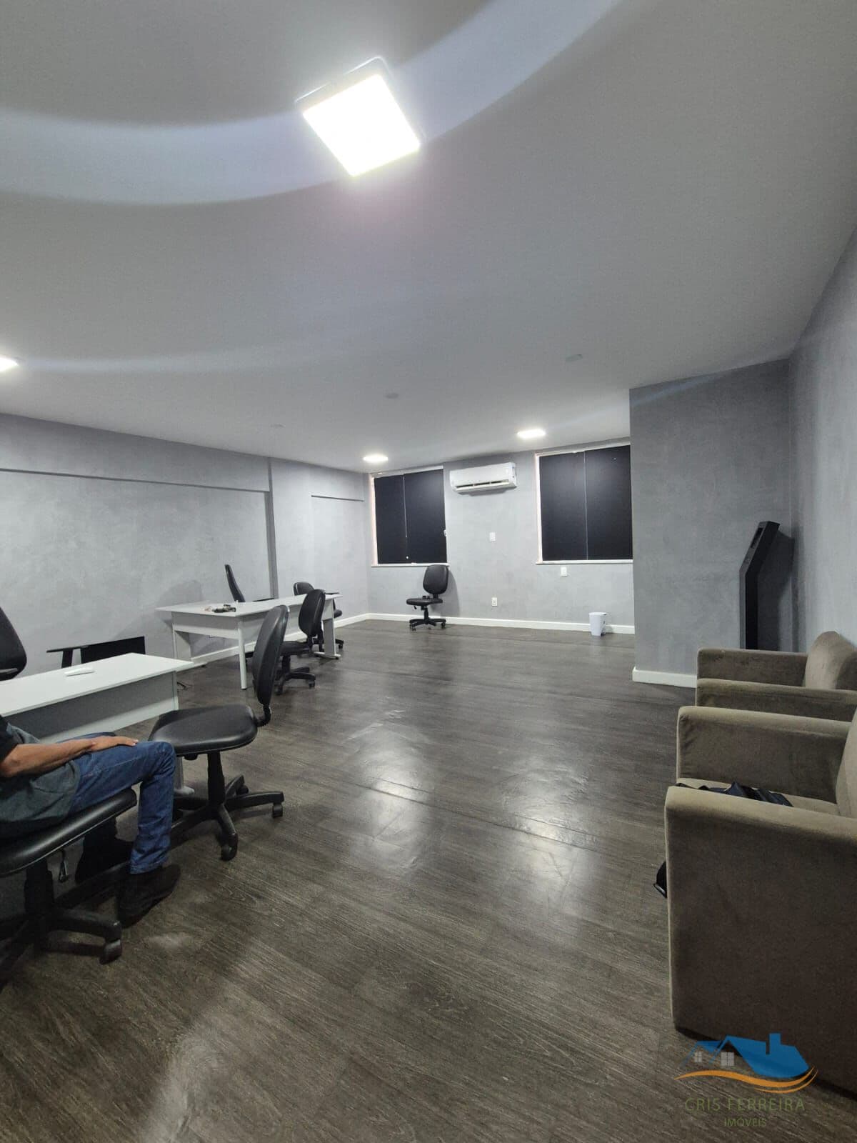 Sala Comercial para Locação Próxima à Orla da Pituba