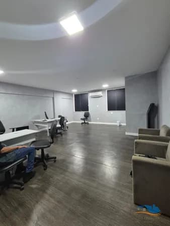Sala Comercial para Locação Próxima à Orla da Pituba
