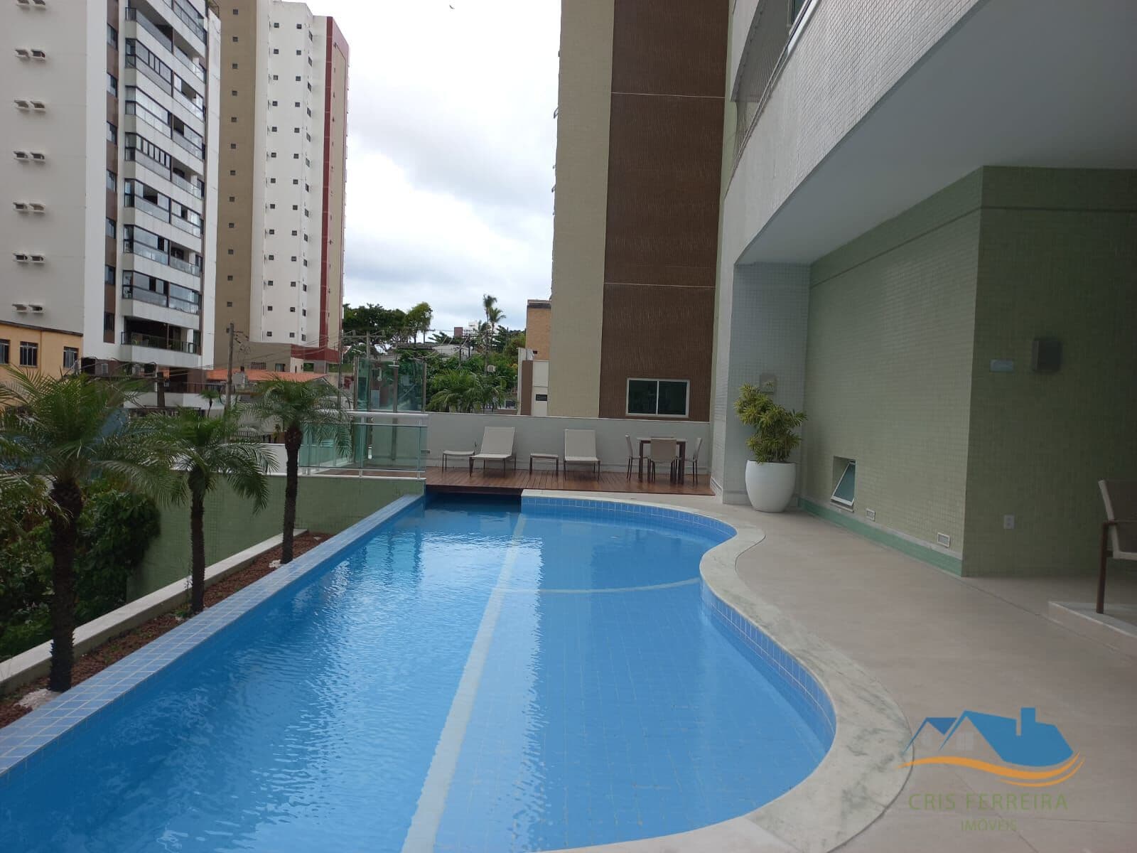 Apartamento 1/4 à venda no Itaigara