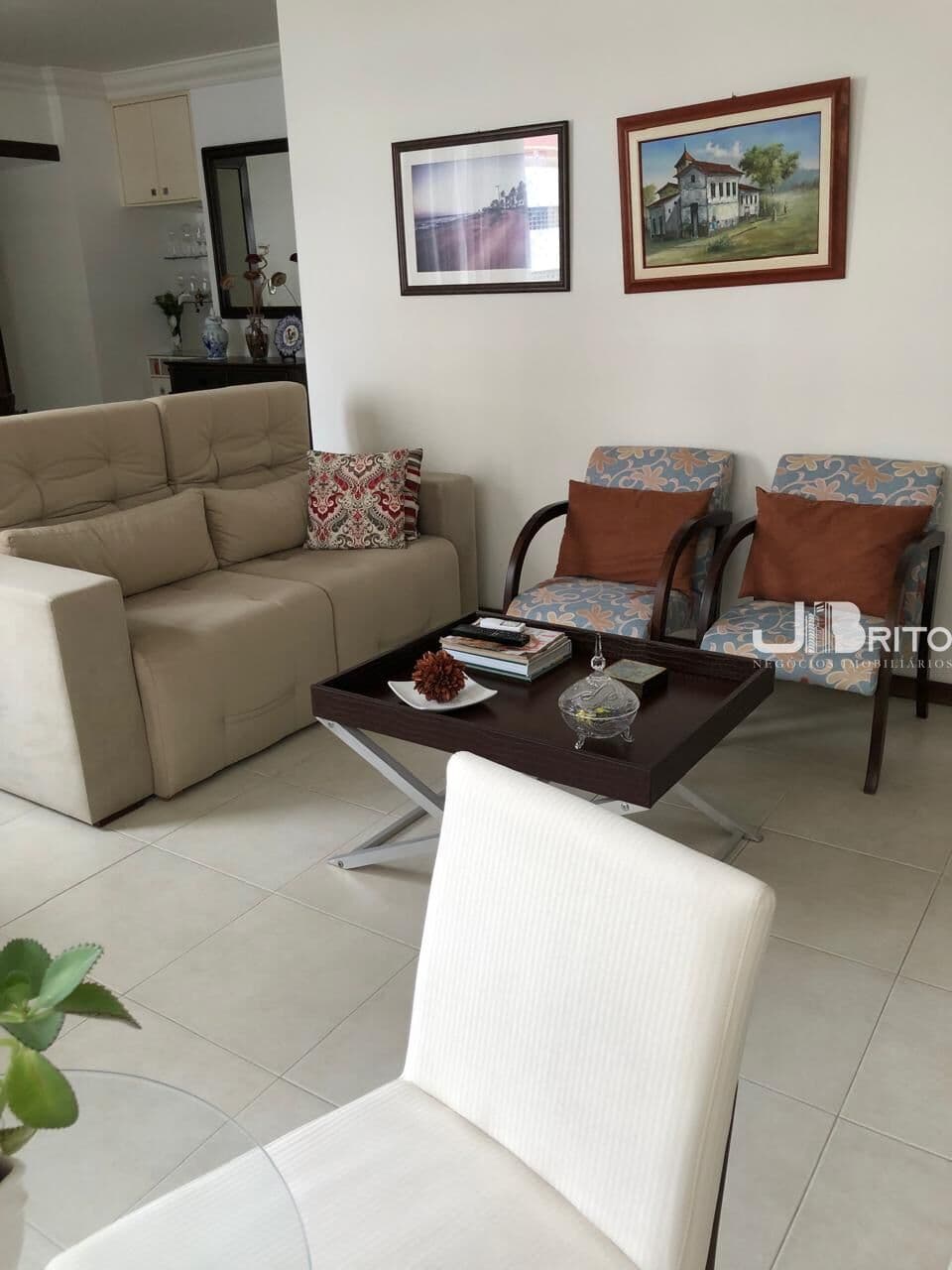 Amplo 3/4 (1 Suíte) na Pituba – 106m², Climatizado e Varanda Integrada