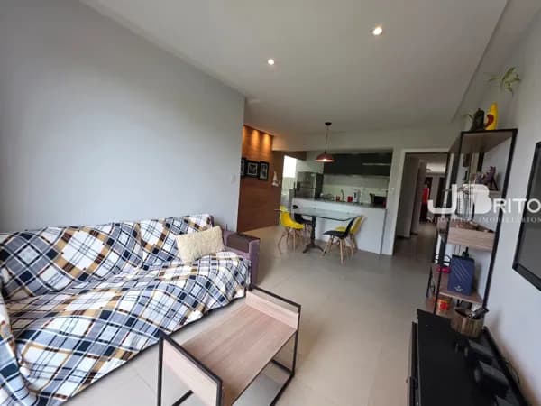 Apartamento Reformado no Rio Vermelho – 3/4 (1 Suíte), Cozinha Americana e 2 Vagas Cobertas