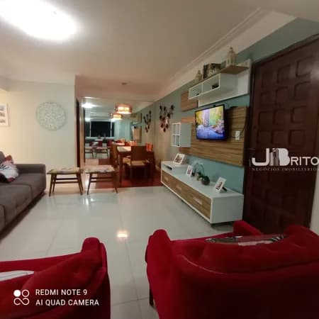 BELÍSSIMO 3 QUARTOS NO COSTA AZUL- PORTEIRA FECHADA