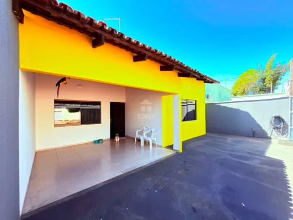 Casa 03 quartos à venda com energia solar – Quadra 806 Sul | Palmas/TO