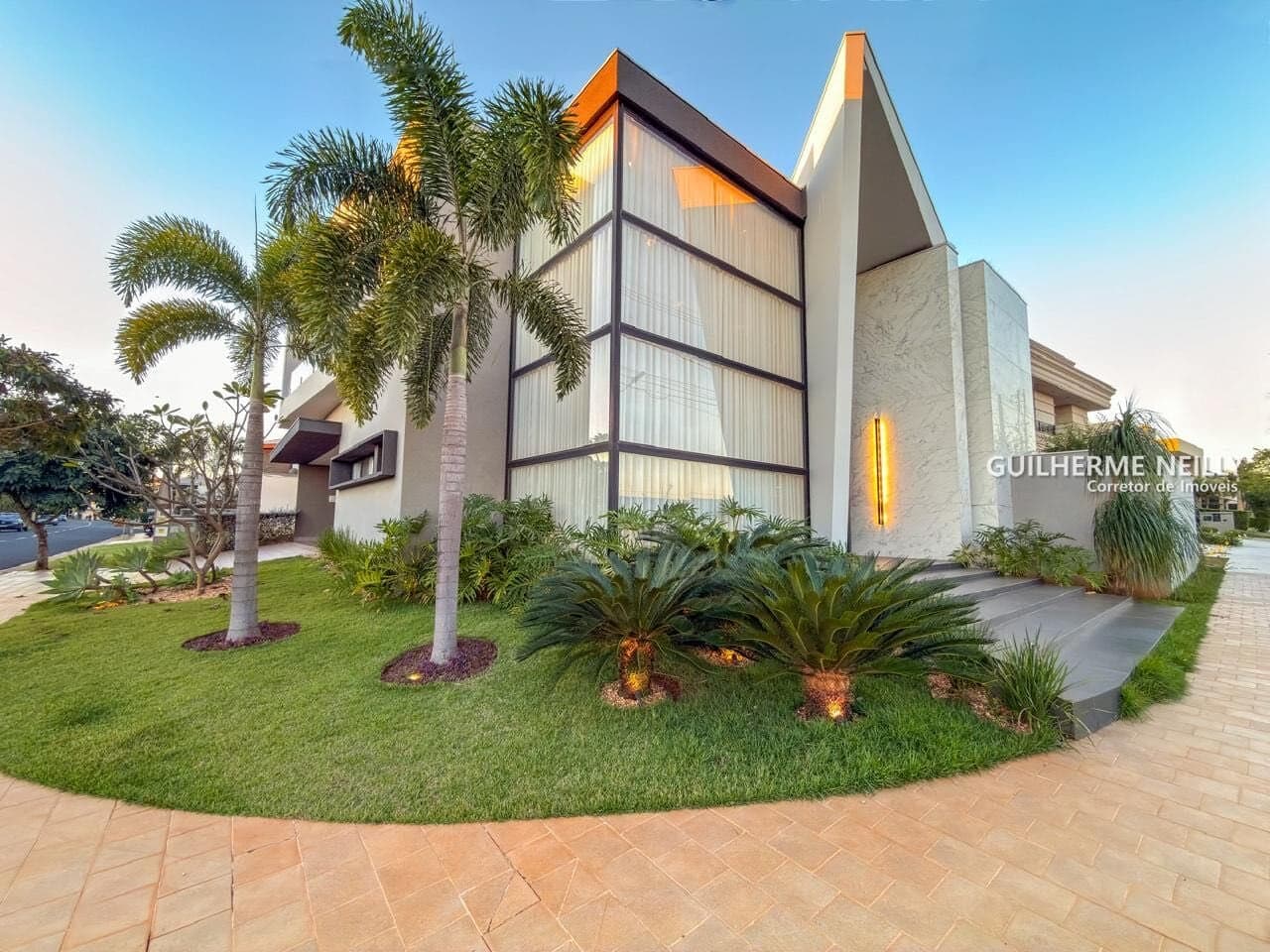 Casa c/ 4 suítes no Condomínio Damha VI