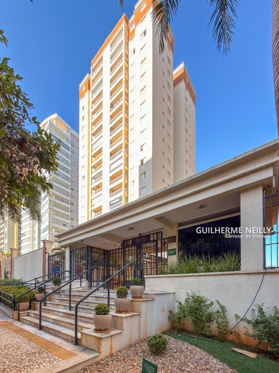 Apartamento à venda no Dueto Boulevard com 3 suítes e 3 vagas de garagem