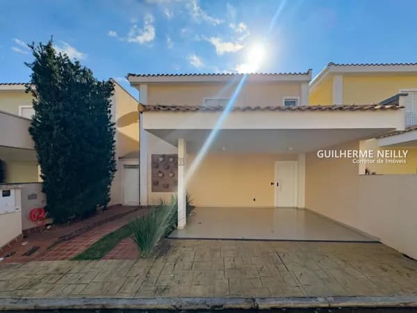 Casa c/ 3 quartos e cozinha planejada no Condomínio Port Ville