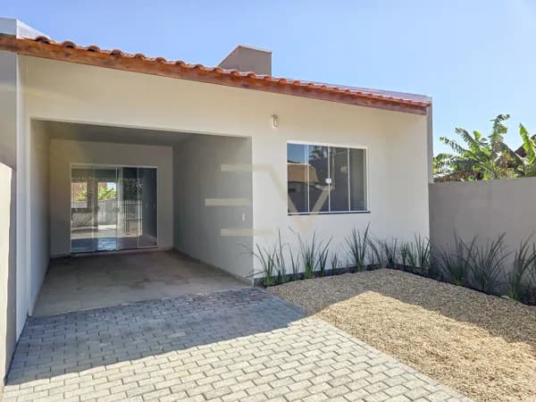 Casa Geminada, 2 dormitórios, em Penha