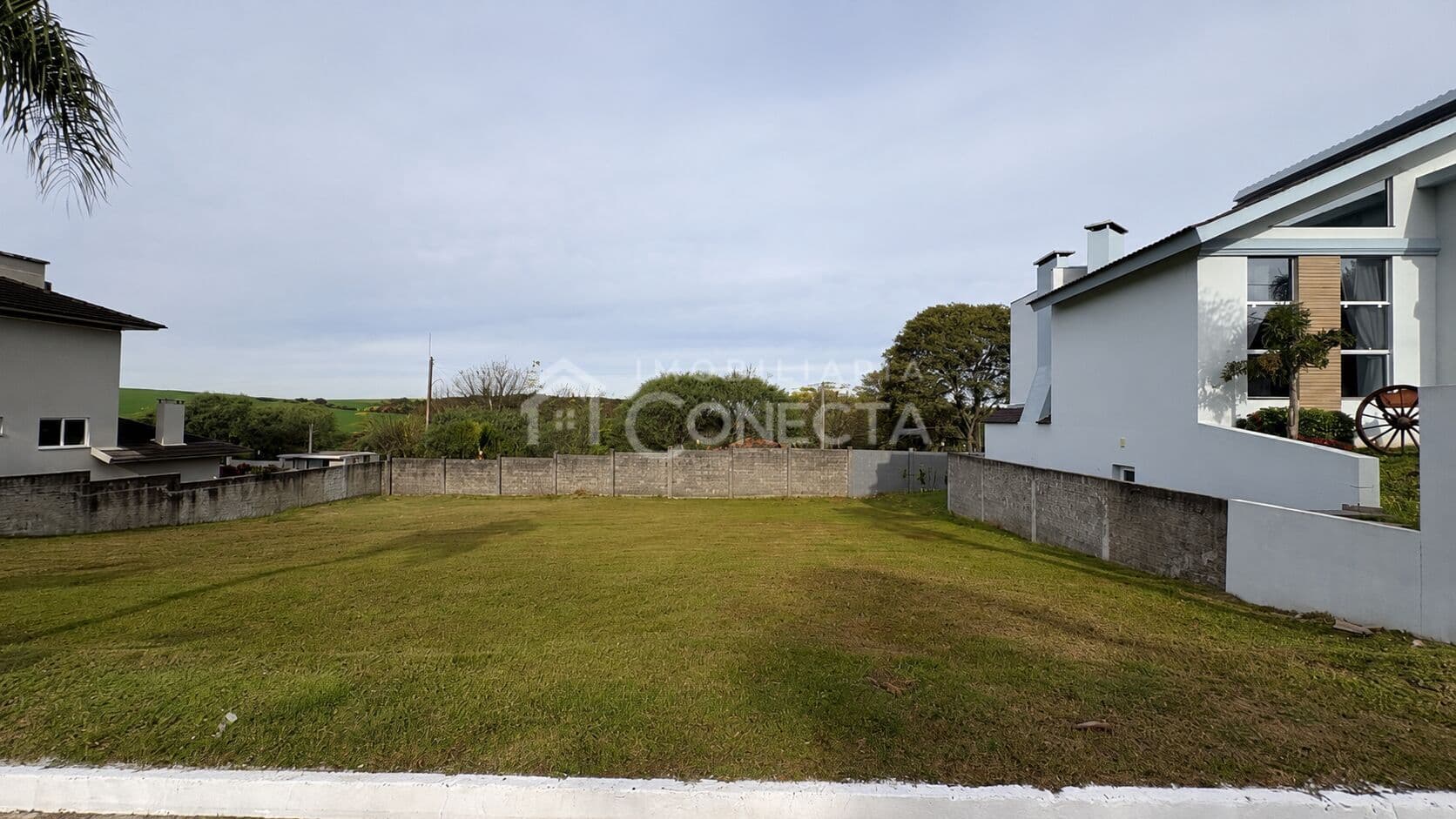 Terreno a venda no Condomínio Boulevard, com área total de 450m² 15x30.