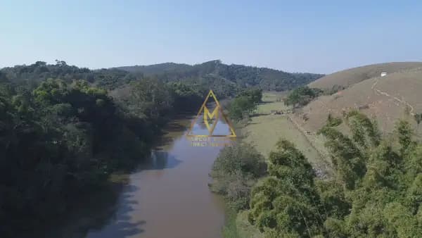 Fazenda/Sítios/Chácaras em Guararema - Centro