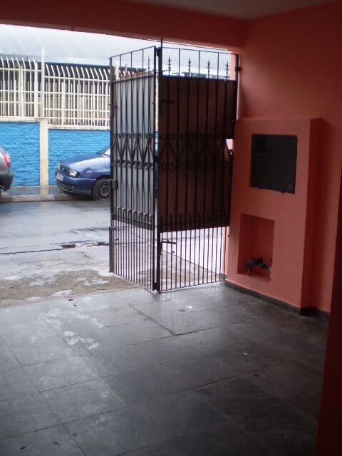 Casa à venda no bairro Jardim Fontalis em São Paulo/SP