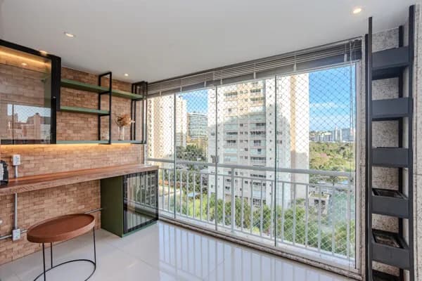Apartamento SemiMobiliado no Jardim Europa