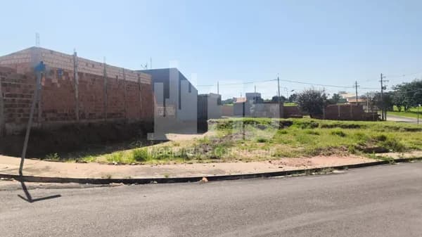 Lote/Terreno em Garça - Jardim Ecoville