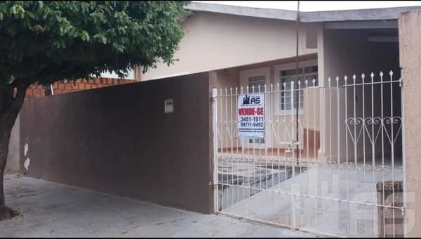 Casa à venda em Marília/SP