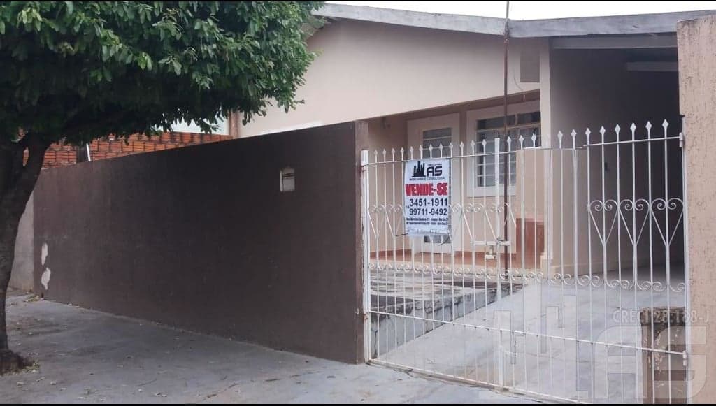 Casa à venda em Marília/SP