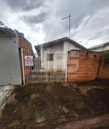 Casa em Marília - Núcleo Habitacional Alcides Matiuzzi