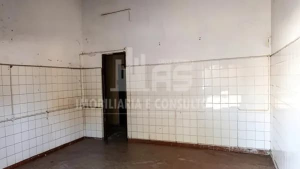 Ponto Comercial/Loja/Box em Marília - Palmital