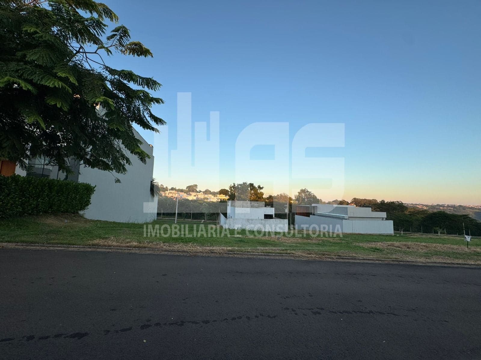 Lote/Terreno em Marília - Jardim Aeroporto