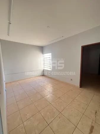 Ponto Comercial/Loja/Box em Marília - Jardim Maria Izabel