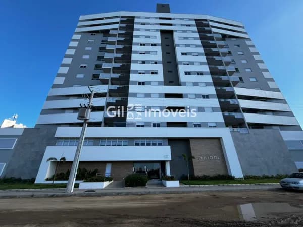 Apartamento novo com excelente localização em Tubarão