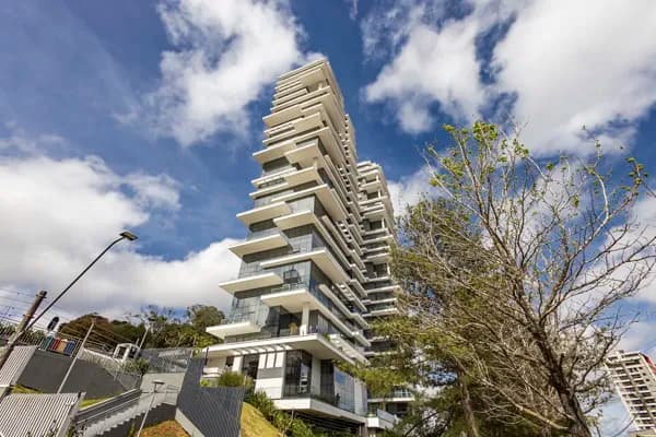 Apartamento de Alto Padrão à Venda no MAI Terraces 245m² Privativos 3 Suítes Andar Alto Campina do Siqueira Curitiba