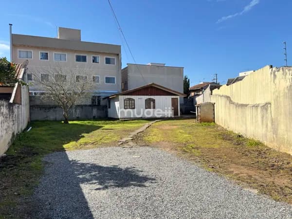 Terreno com 778,50 m² e 3 Residências | Bairro Cruzeiro | São José dos Pinhais