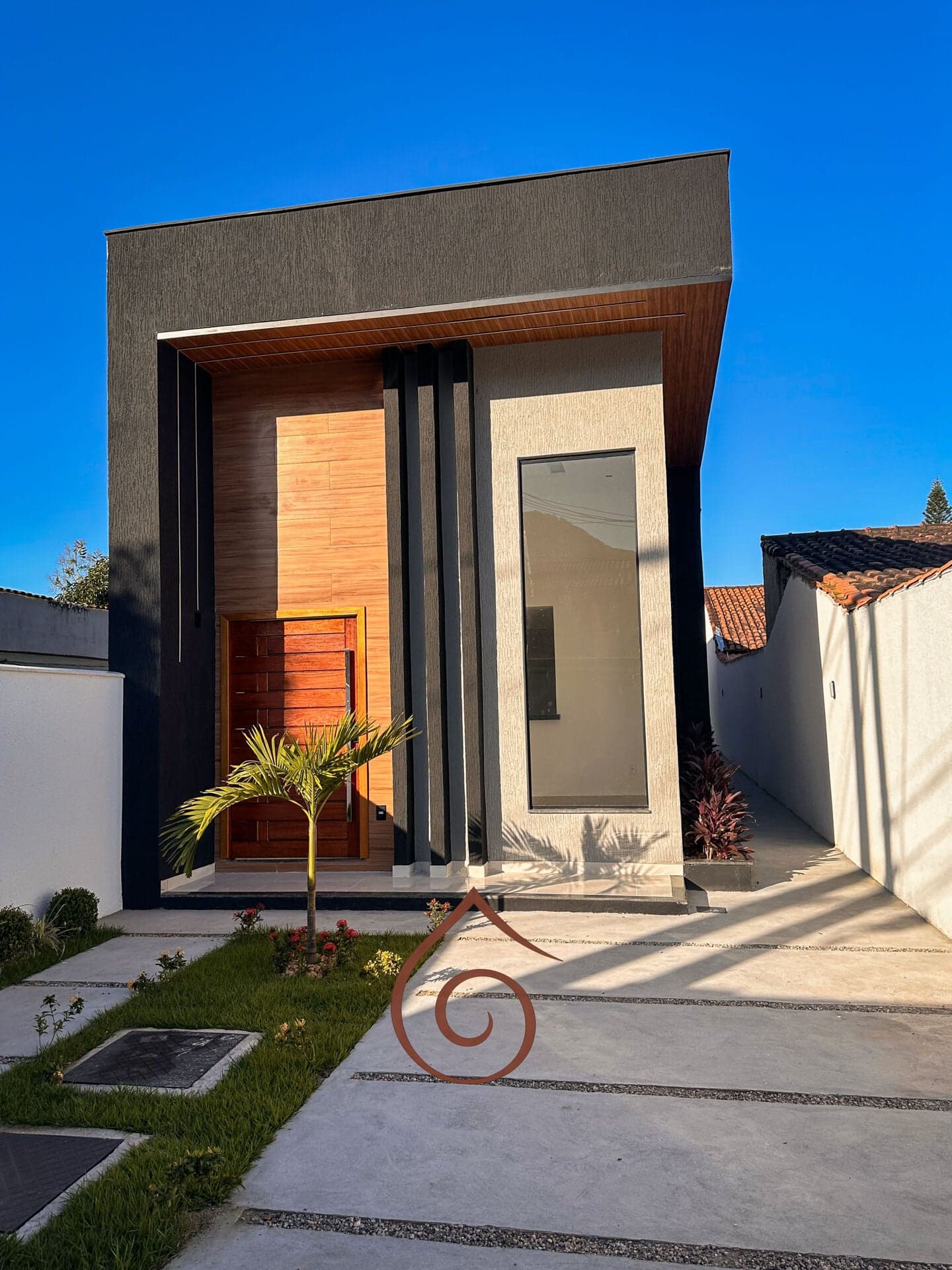 Casa com Pé-Direito Alto e Área Gourmet na Praia de Itaipuaçu