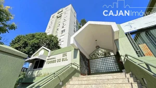 Apartamento com 3 dormitórios à venda, 71 m² por R$ 319.000 - Cavalhada - Porto Alegre/RS