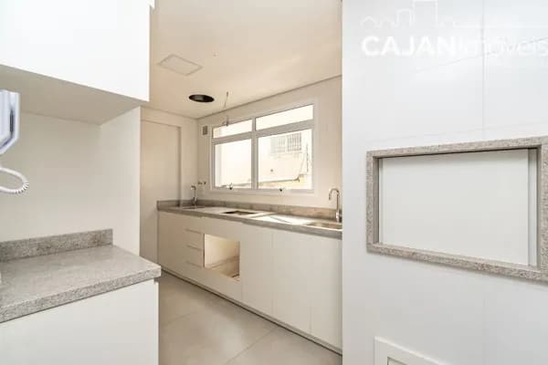 Apartamento novo e mobiliado com 02 dormitórios no Petrópolis