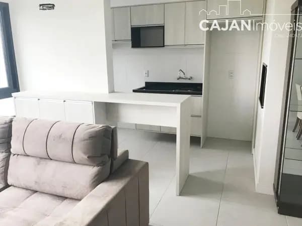 Apartamento de 2 dormitórios com 2 vagas de garagem no bairro Cavalhada