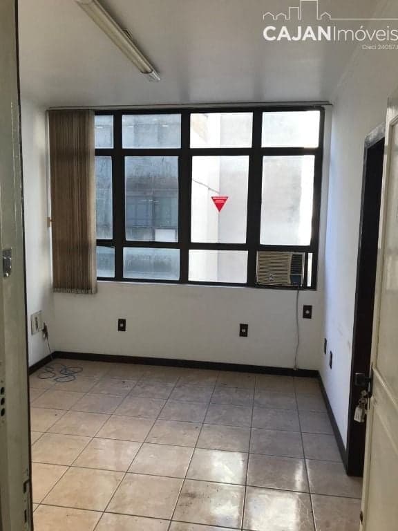 Sala à venda, 26 m² por R$ 99.000,00 - Centro - Porto Alegre/RS