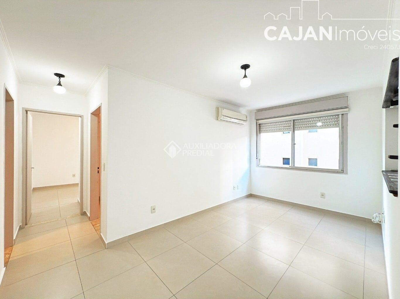 Apartamento com 02 dormitórios e vaga de garagem no bairro Higienópolis