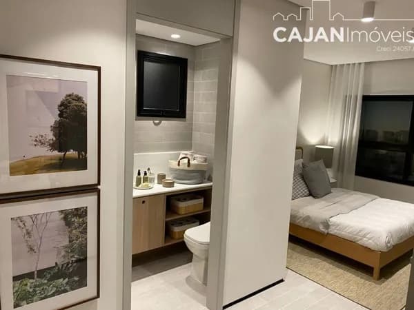 Apartamento com 2 dormitórios e 1 vaga no bairro Cidade Baixa