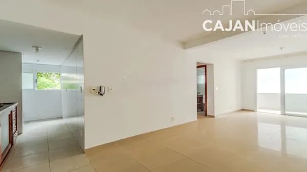 Apartamento com 02 dormitórios e vaga de garagem no bairro Menino Deus