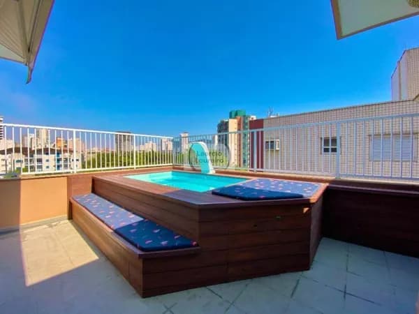 Sua Cobertura na Praia da Astúrias