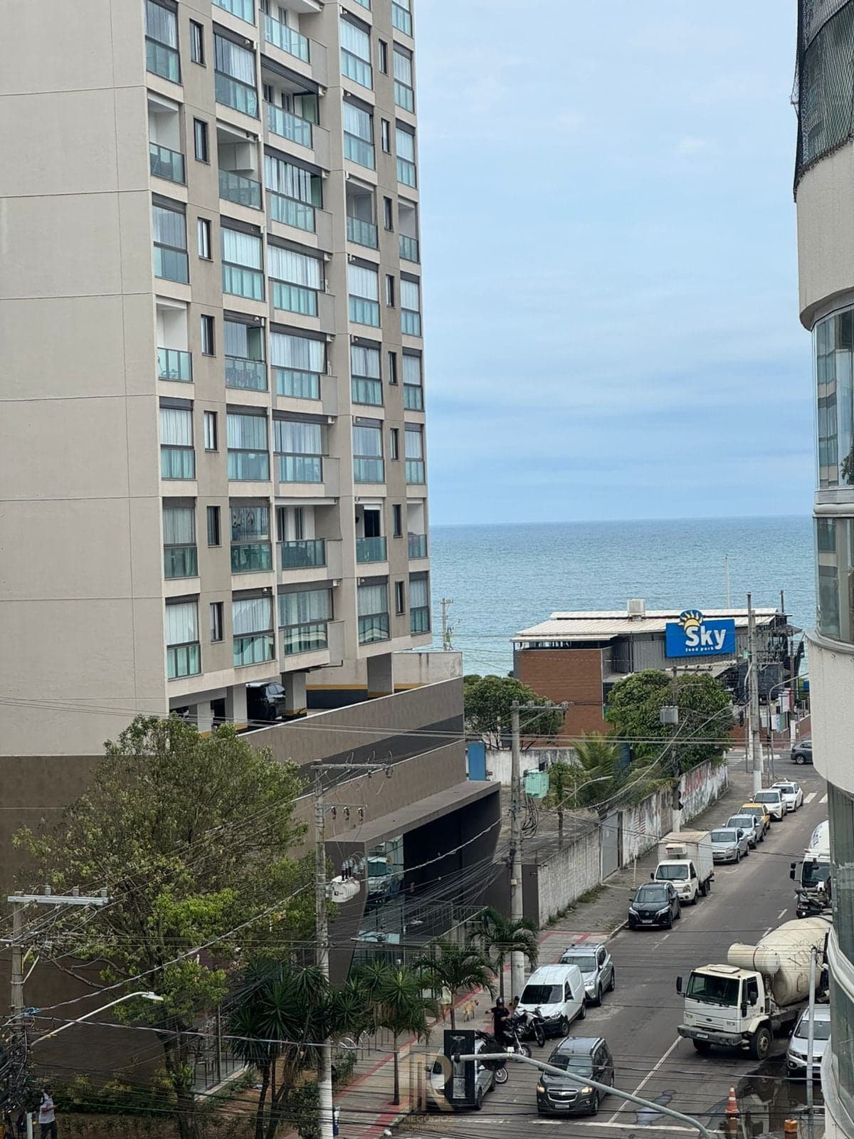 Apartamento 3 Qts | 2 Suítes | 2 Vagas | Praia de Itaparica -Vista Mar Permanente
