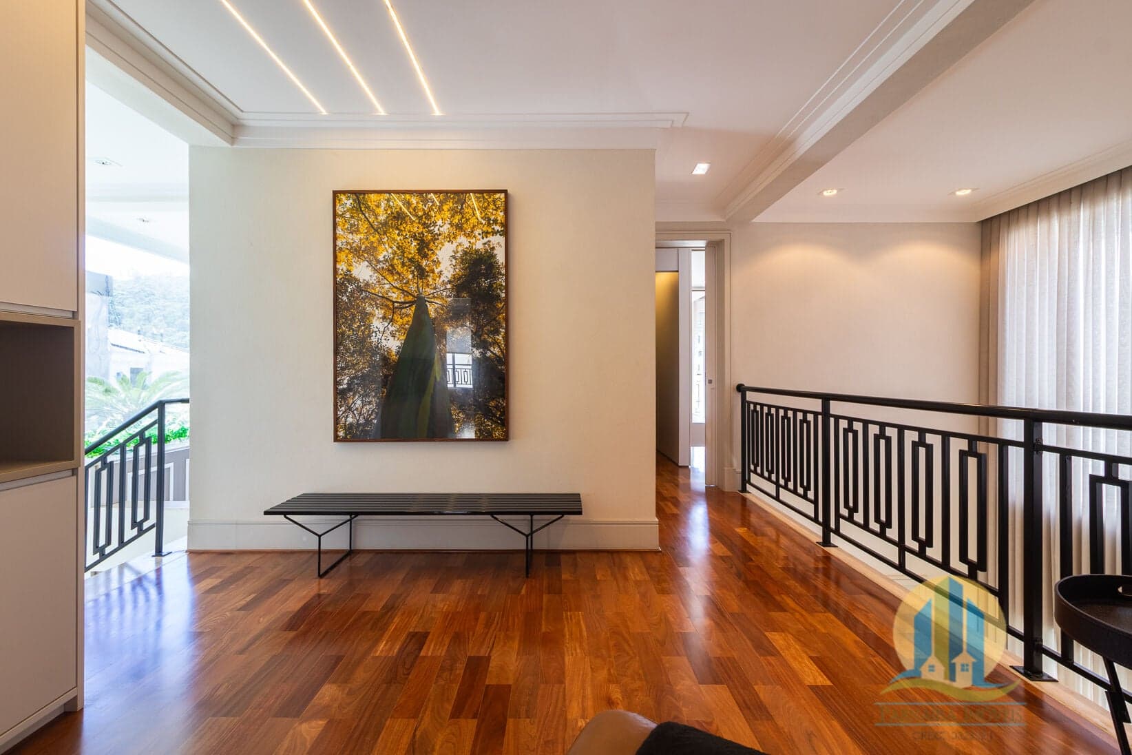 CASA DE ALTO PADRÃO MOBILIADA À VENDA – VILLA SOLAIA RESIDENCIAL