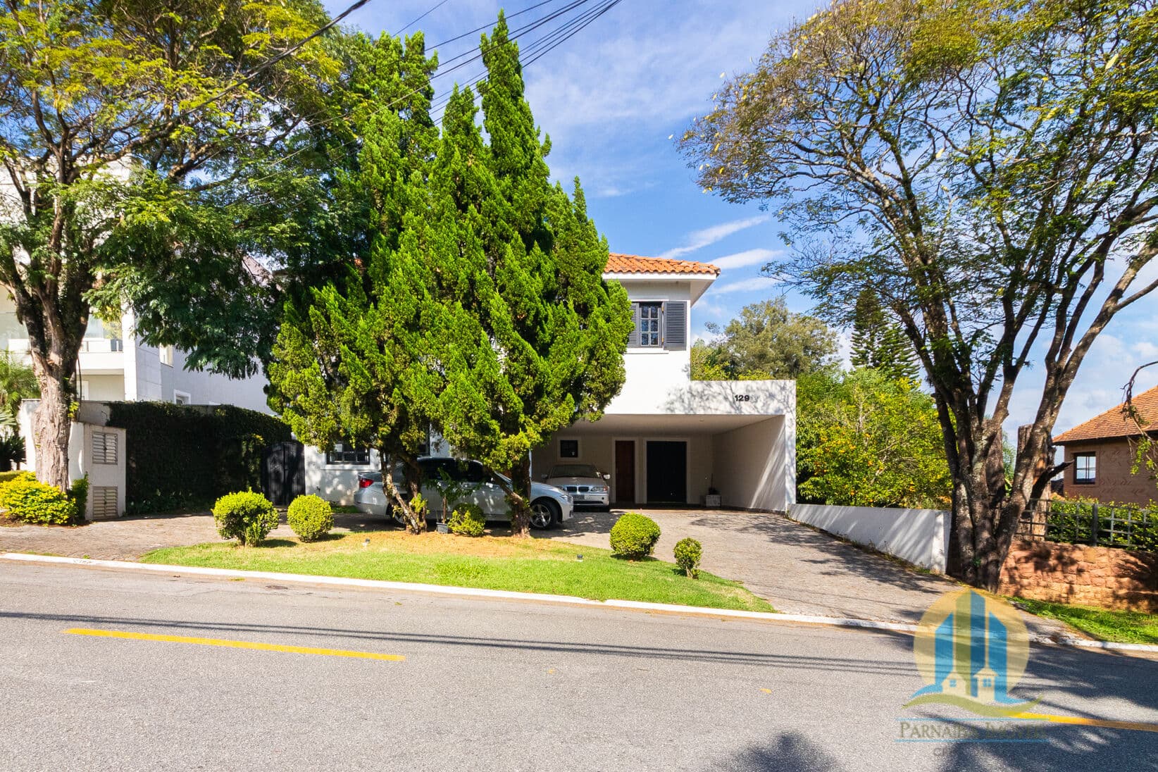 Casa à Venda e Locação no Alphaville Residencial 0