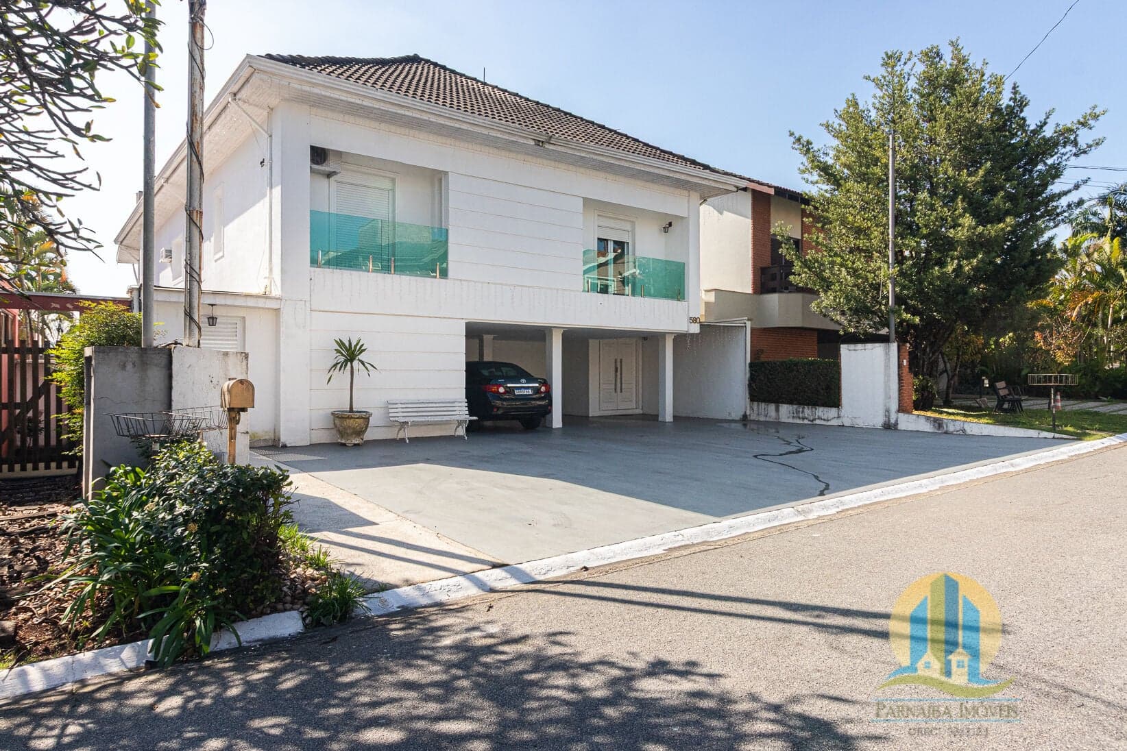 CASA À VENDA E LOCAÇÃO – ALPHAVILLE RESIDENCIAL 3