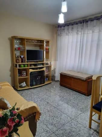 Apartamento térreo de quarto e sala no Jardim Cascata – praticidade e excelente localização