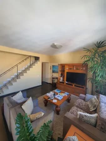 Excelente Apartamento/Cobertura em Icaraí – 3 Quartos e 2 Vagas de Garagem